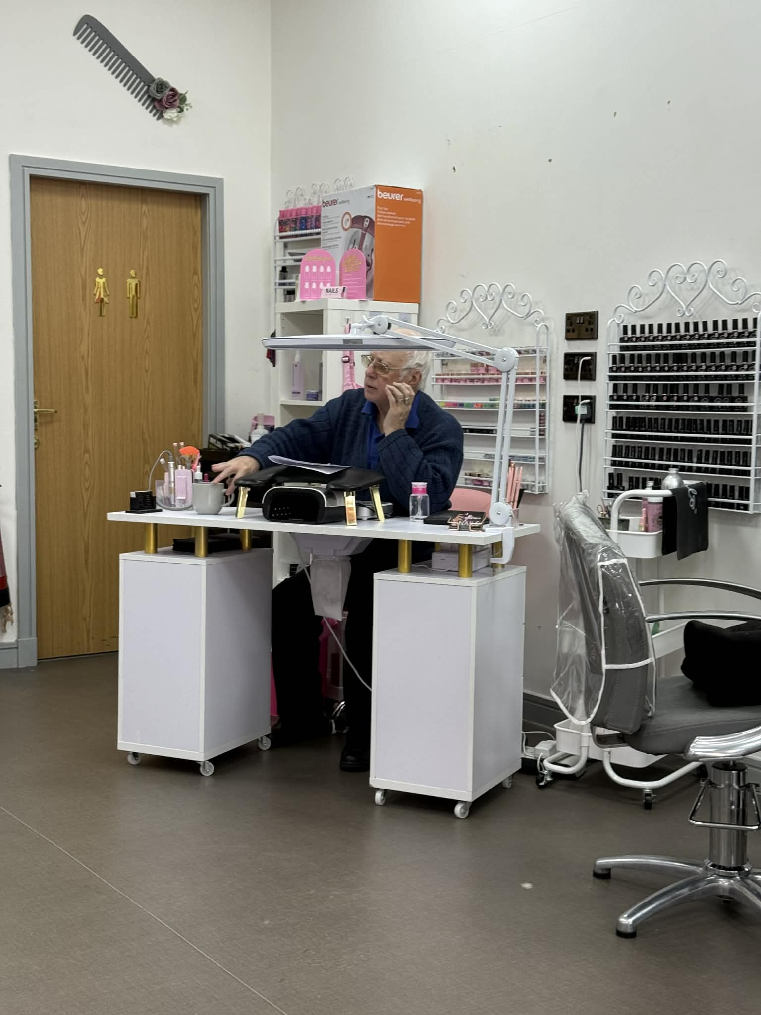 Uppercuts gallery image